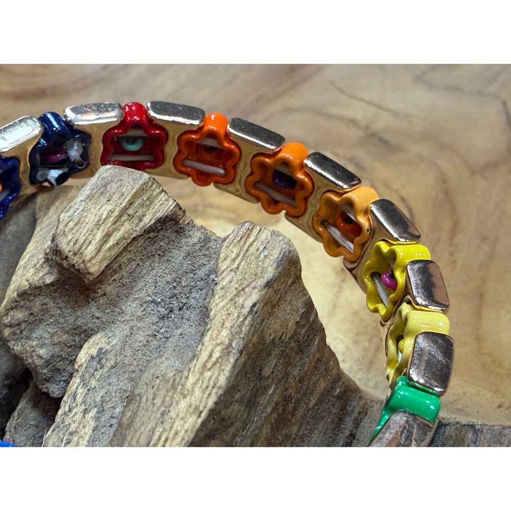 Multicolor Enamel Daisy Flower Gold Tone Stretch Bracelet Retro Floral Kidcore - Picture 7 of 8